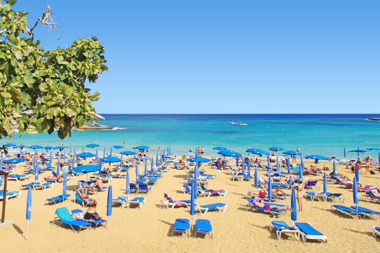 Laila - Coralli Beachfront Apartment โปรทาราส ภายนอก รูปภาพ